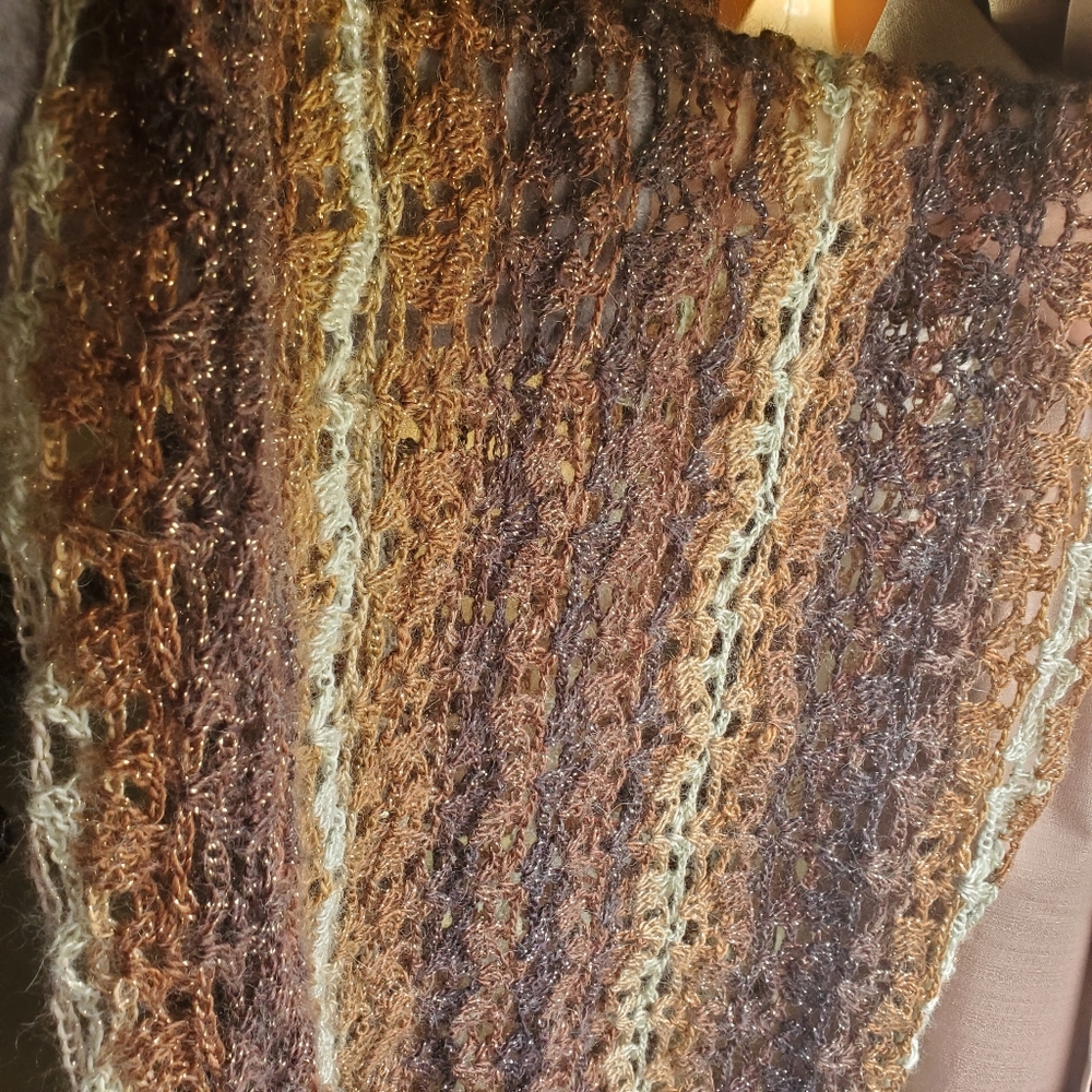 Shawl - Picture 2 of 2